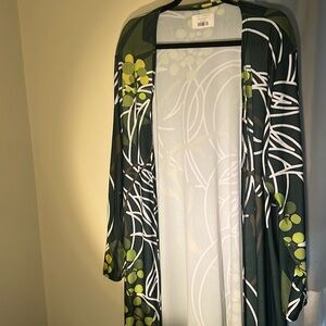 Designer cover up Kini Zamora